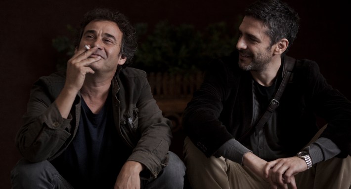 UNA PISTOLA EN CASA MANO (4)